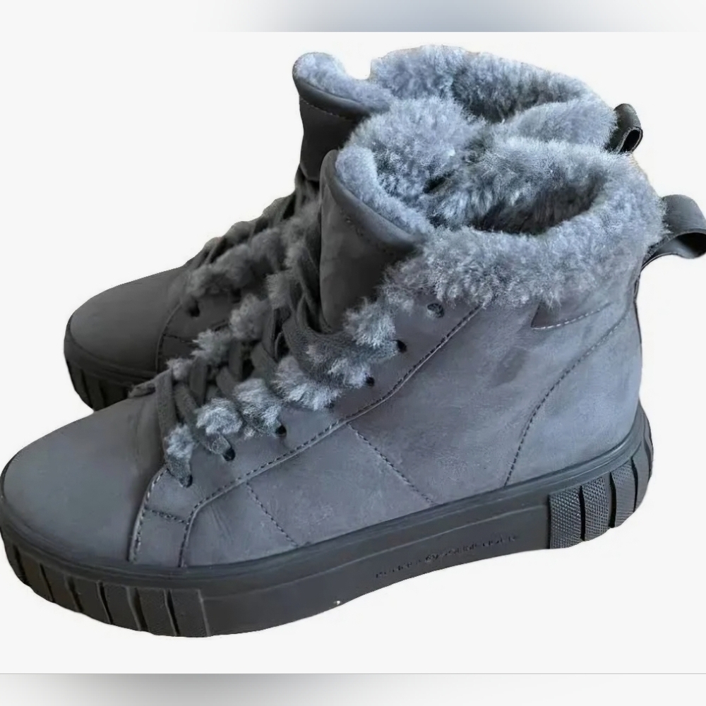 Kennel & Schmenger Carbon Color Suede Ankle Boots with Lambswool Lining